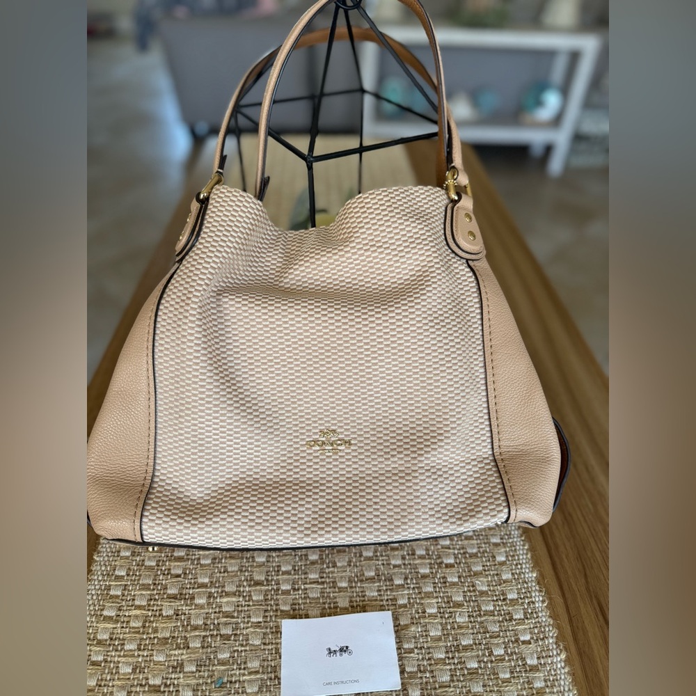 Coach Shoulder Bag